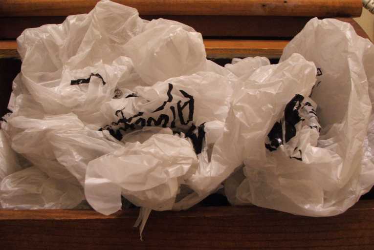 Banning plastic bags Italian style!