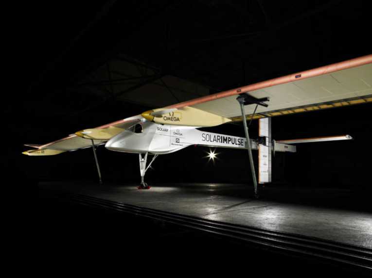 Solar Powered Plane Prepares for First International Flight