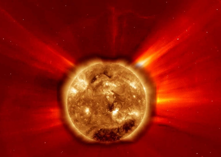 Solar flare cycle driven by rivers of plasma