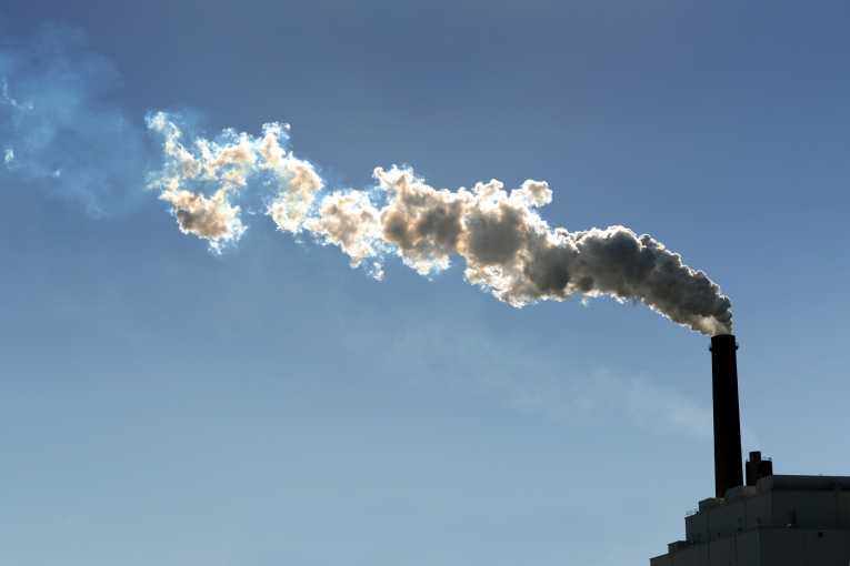 UK commits to halving emissions in fourth 'carbon budget'