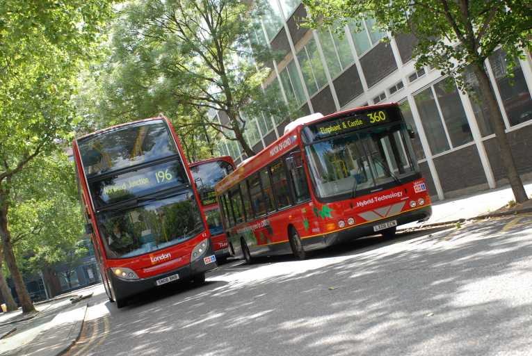 Tourist hydrogen buses further boost London's green credentials