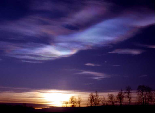 Arctic ozone hole moving south