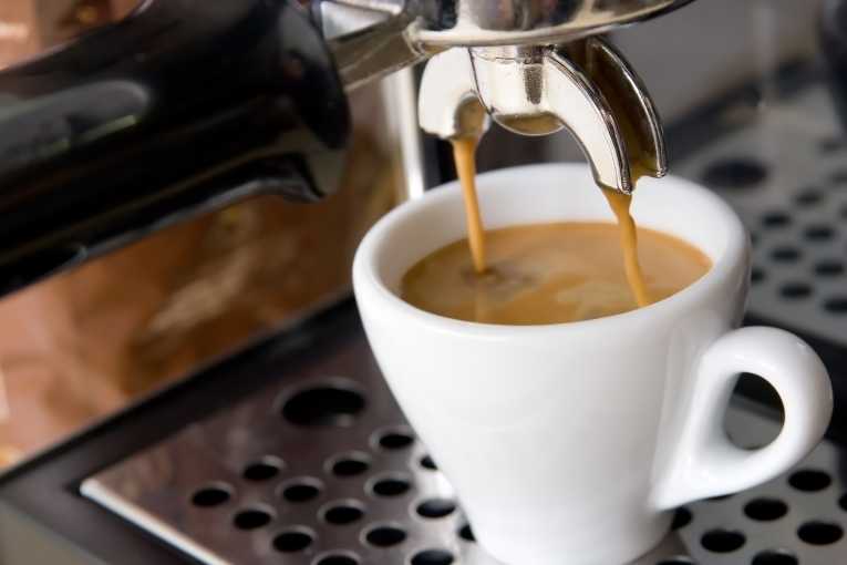 Female coffee drinkers at risk of reduced fertility