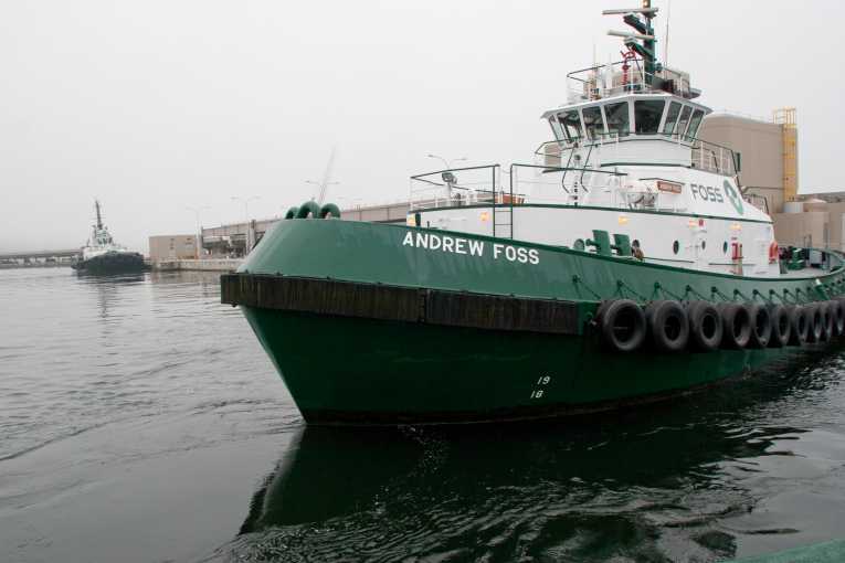 Hybrid tugboat - environmentally friendly shipping