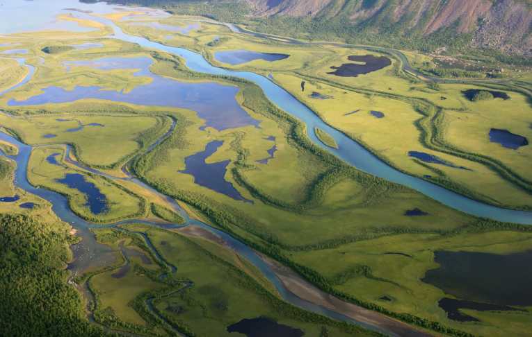 A Dutch study of the development of river deltas