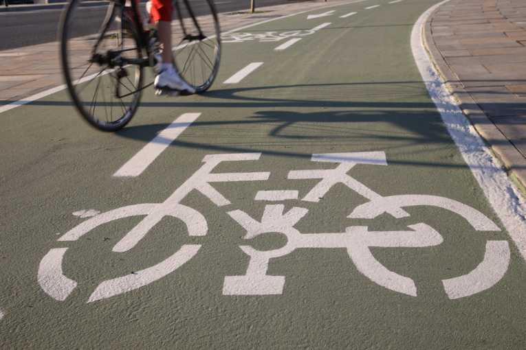 Study shows $7 billion saving from using bikes for short journeys